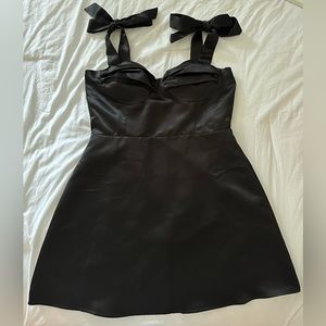 Lucy in the Sky Neila Satin dress